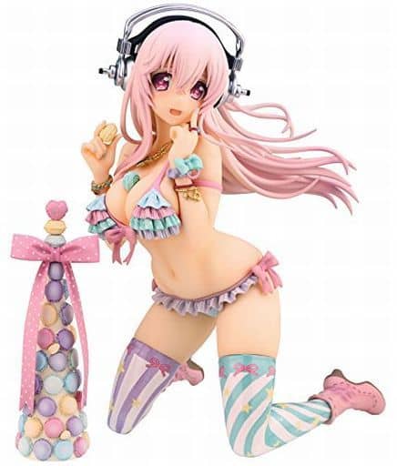 Super Sonico with Macaron Tower 「 Super Sonico 」 1/7 PVC coated