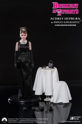 Audrey hepburn action store figure