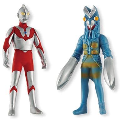 3. Ultraman vs. Alien Baltan 「 Sofvi Hero vs. Ultraman 