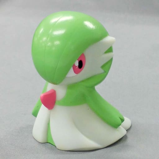 Pokemon Figure Approximately 3 Inches - Gardevoir 