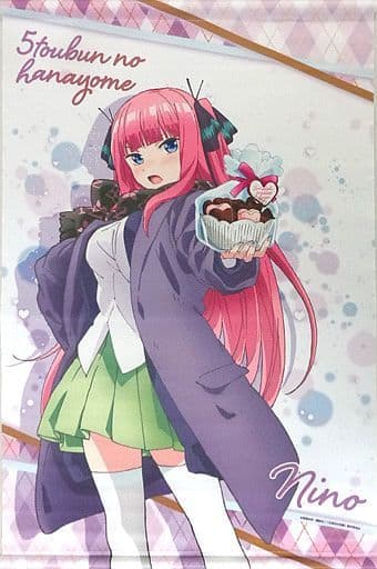 Tapestry Nino Nakano (Valentine ver.) B2 Tapestry The Quintessential  Quintuplets | Goods / Accessories | Suruga-ya.com