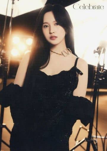 Mina (TWICE) / vertical, black costume, background studio, waist 