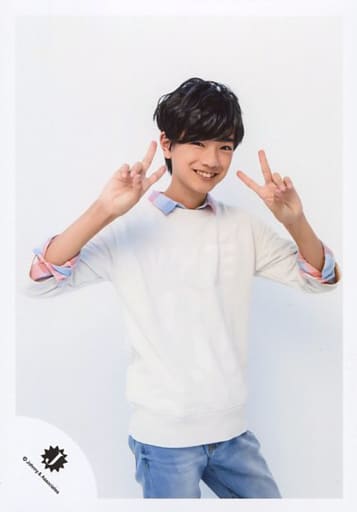 Kansai Johnnys Jr. / Kyohei Takahashi / Above-the-knee ・ Costume white ...