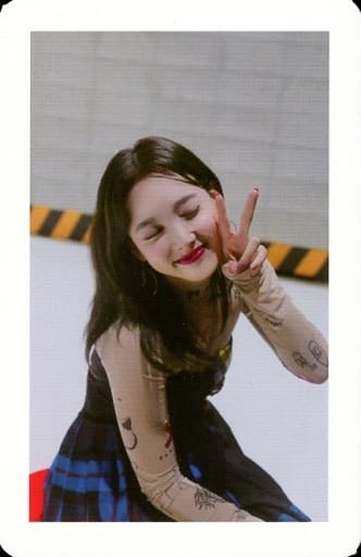 TWICE / Nayeon / White Frame / CD 「 YES or YES 」 special photo 