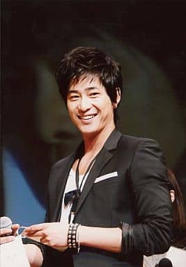 Official photo (male) / actor Kang Ji-hwan / Live Photo / Upper Body ...