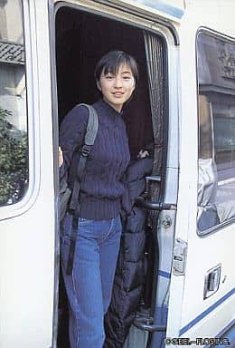 Official photo (female) / actress No. 025 : Ryoko Hirosue / Above 
