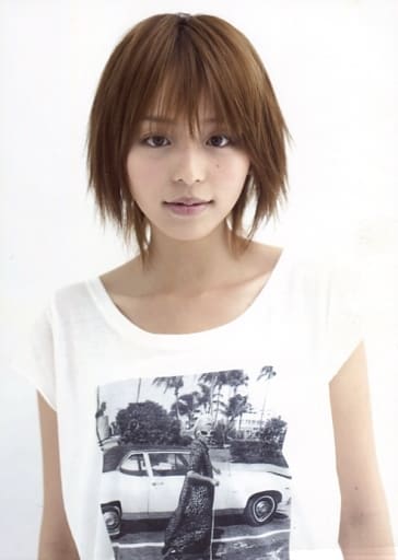 Official photo (female) / voice actor Aya Hirano / Bust Up / White 