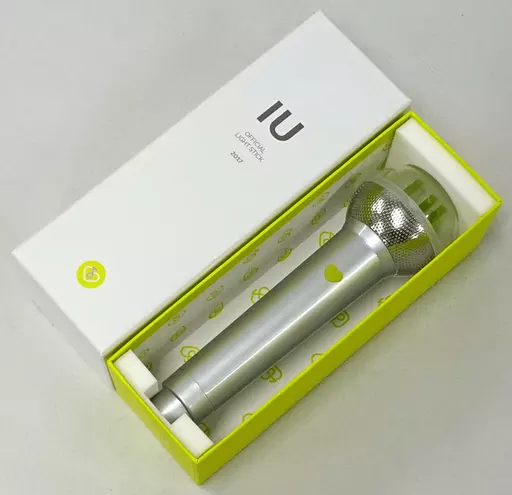 雑貨　[ストラップ欠品] IU OFFICIAL LIGHT STICK 2017(ペンライト/持ち手：シルバー) 雜貨[掛件缺少]IU OFFICIAL LIGHT STICK 2017(手電筒/手柄:銀色