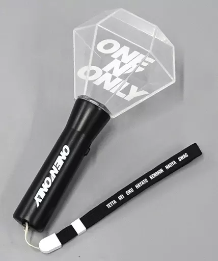ONE N' ONLY 公式 ペンライト 002 ONE N' ONLY ワンエンオンリーペンライト 002 - メルカリ