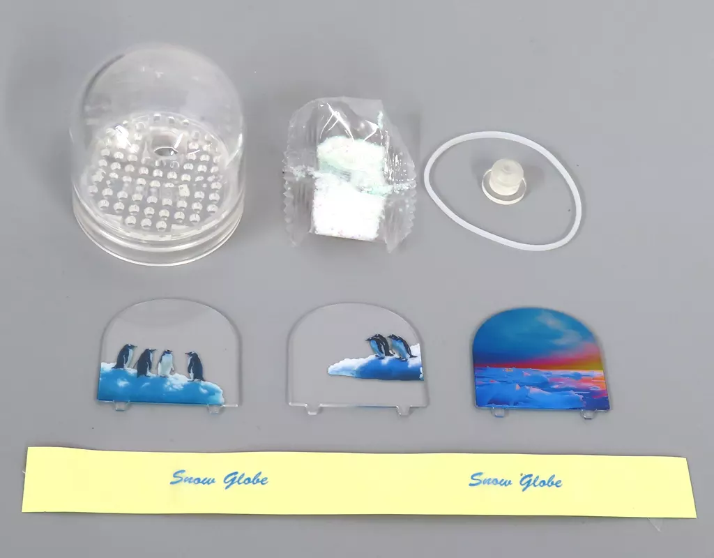 ご当地キティ 海のなかまたち アザラシ スノードーム風 ストラップ ご