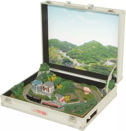 鉄道模型　Zゲージ 1/220 ミニトランクレイアウト 組み立てキット 高台タイプ [S064-2] 鉄道模型 Zゲージ 1/220 ミニトランクレイアウト 組み立てキット