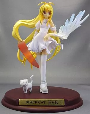 Figure Eve White Ver. 「 BLACK CAT 」 1/8 PVC painted finished