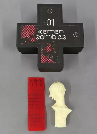 TAGTOYS CROSSBONE ZOMBIE 幻覚 TOY ART GALLERYの「CROSSBONE ZOMBIE」でKENTH TOY WORKS