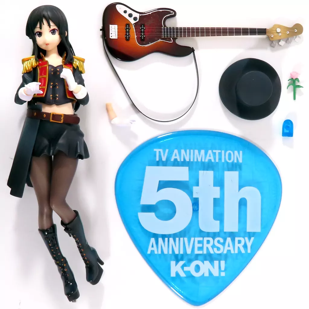 けいおん！ HTT 5th Anniversary フィギュアセット Amazon.com: Stronger K-On!: Yui Hirasawa (5th Anniversary Edition