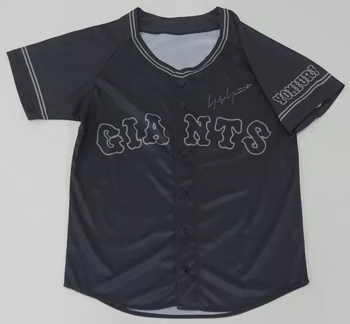 GIANTS ヨウジヤマモトユニフォーム　2枚セット 読売ジャイアンツがヨウジヤマモトとのコラボユニフォームを披露