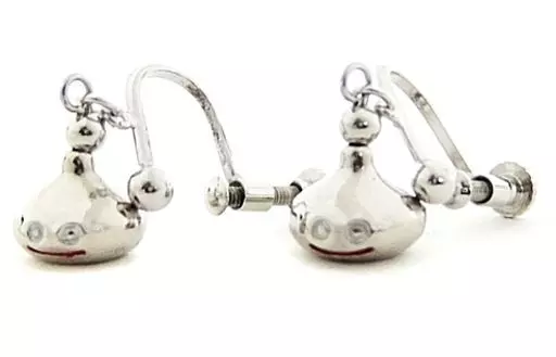 ドラクエメタスライヤリング 新品・未使用】メタスラピアス風イヤリング ドラゴンクエスト