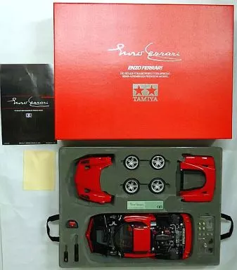 1/12 Enzo Ferrari (Red) 「 Collectors Club Special No. 5 」 セミ  