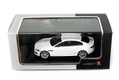 即決 ジャガー XE R-SPORT 2015 ホワイト 白 JAGUAR 1/43 カラー