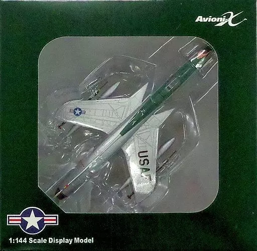 ミニカー 1/144 F-105D サンダーチーフ 8TFW 80TFS ”Pussy Galore I