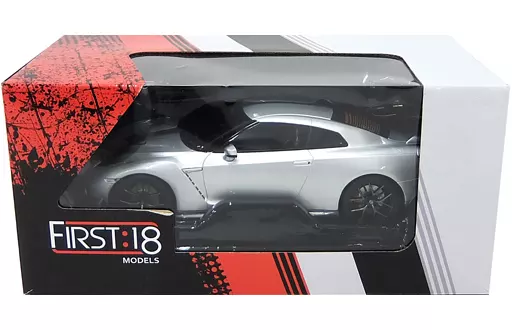 Minicar 1/18 Nissan GT-R 2017 (Ultimate Metal Silver) [F18-021