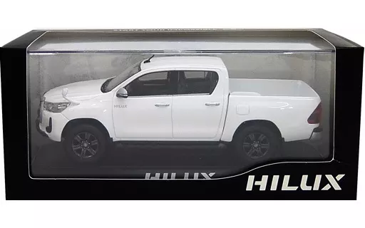 1/30 トヨタ ハイラックス HILUX ミニカー　ダークブルーマイカ Amazon.co.jp: ハイラックス 1/30 カラーサンプルミニカー