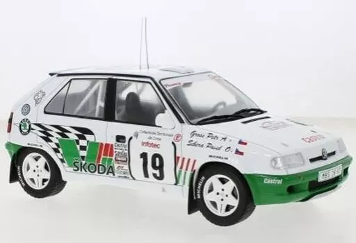 【30％OFF】 Kitker Shea Ferri Skoda 1/18 1995 Sibera/P P. Corus de Tour ミニカー