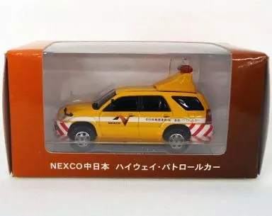 NEXCO中日本 ハイウェイパトロールカー トヨタ ハイラックスサーフ 限定品 Amazon | 約1/60『NEXCO中日本 ハイウェイ・パトロールカー