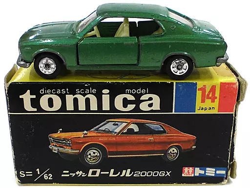 トミカ NISSAN LAUREL 2000SGX 黄緑Green トミカ NISSAN LAUREL 2000SGX 黄緑Green - メルカリ