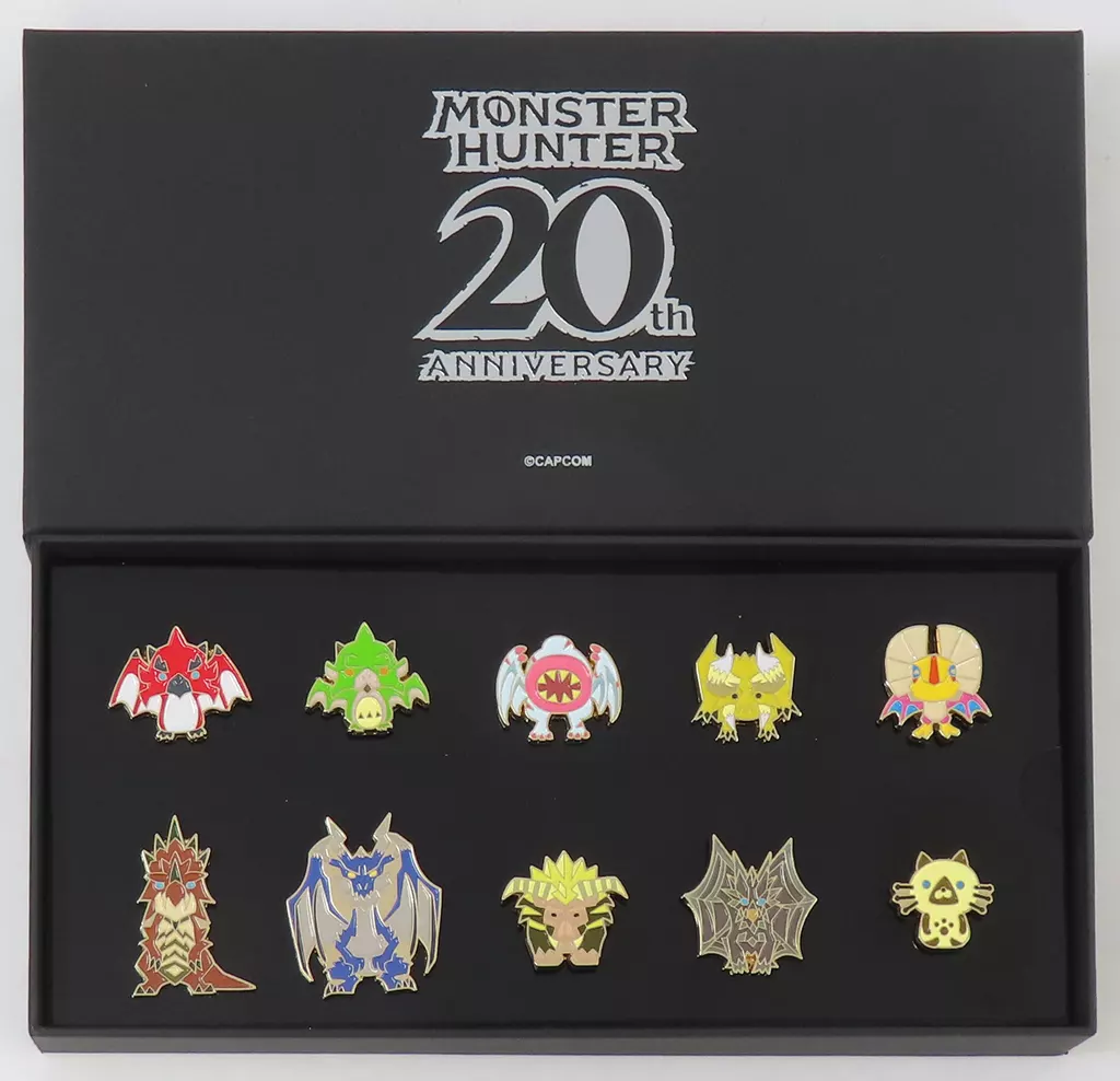 カプコンカフェ×MH20th モンハンピンズセットA・B・Cセット カプコンカフェ×モンスターハンター20周年」グッズが公開、4月12