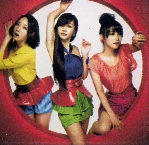 バッジ・ピンズ(女性) Perfume(スパイス 通常盤) ジャケット