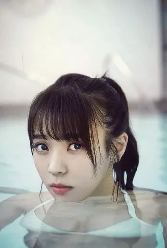 小林由依フォトカード3枚 小林由依（櫻坂46）2nd写真集「意外性」TSUTAYA限定特典ポスト