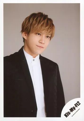 Kis-My-Ft2(千賀健永)公式写真 Amazon.co.jp: Kis-My-FT2・【公式写真】・・ 千賀健永