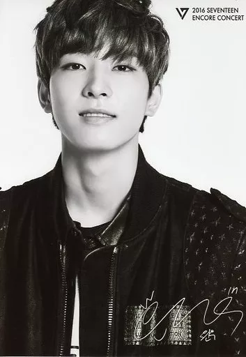 2016 SEVENTEEN ENCORE CONCERT ウォヌ SEVENTEEN/WONWOO / Monochrome / Printed with signature / A4 size