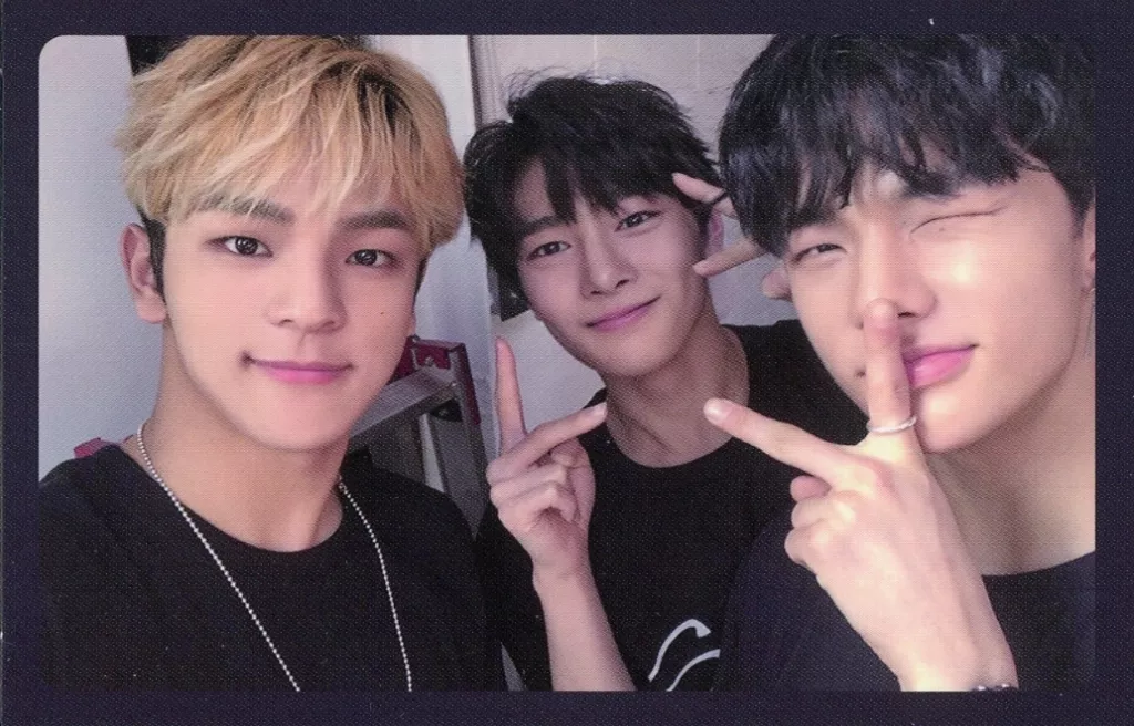 Collection Card (Male) / CD 「 I am NOT 」 Special Photo