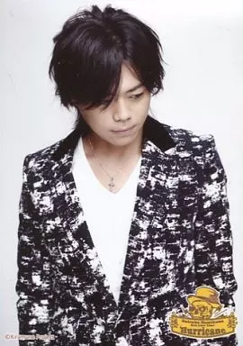 100 ％品質保証 生写真(男性)/声優 浪川大輔/上半身・衣装黒・白・目線下 その他