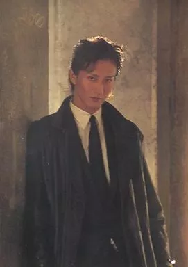 Official photo (male) / actor Takashi Hagino / Upper body, costume