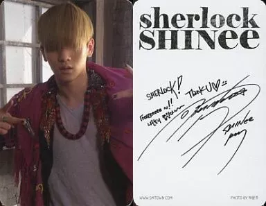 SHINee/KEY / right-hand raised / back-side printed with