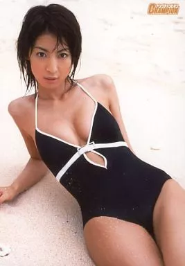 まりこページ Official photo (female) / Gravure idol Mariko Okubo / Young