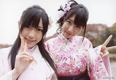 w*i様 「送料込み」AKB48 渡辺麻友 生写真 桜の栞 CD封入特典 レア‼️AKB48 生写真まとめ売り 10年桜 RIVER 桜の栞 - メルカリ