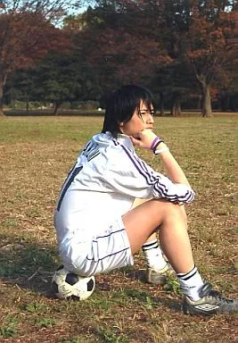 Takumi Saitoh / White Uniform / Half Pants / Sitting on Soccer