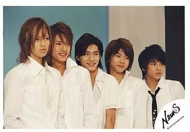 【在庫あり】 生写真(ジャニーズ)/アイドル/NEWS NEWS/5人(集合)/横型・衣装白 アイドル