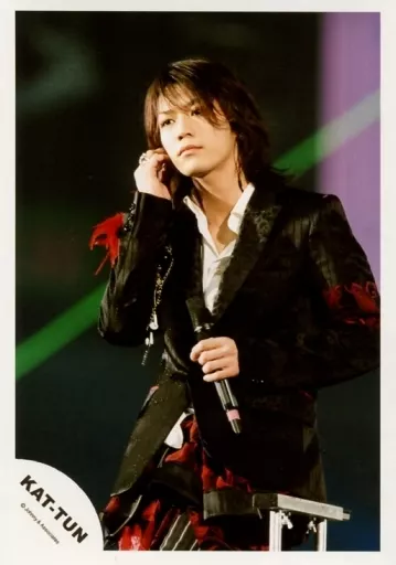 KAT TUN / Kazuya Kamenashi / Live Photo, Above Knee, Costume Red