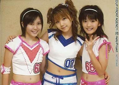 234 °C-ute 鈴木愛理 モーニング娘。 田中れいな 生写真 Official photo (Halopro) / idol / Morning Musume Reina Tanaka
