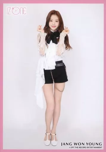 IZ*ONE KCON 生写真 2種 ウォニョン 生写真(女性)/アイドル/IZ*ONE IZ*ONE/チャン・ウォニョン/全身・枠