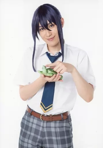 生写真(男性)/俳優 神永圭佑(神崎颯馬)/膝上・制服・首傾げ