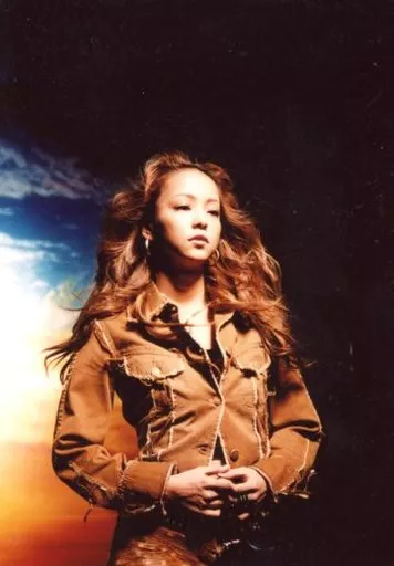namie amuro SO CRAZY tour featuring BEST singles 2003-2004
