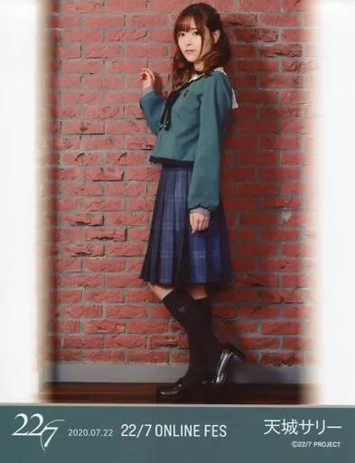Official photo (female) / idol / 22/7 (ナナブンノニジュウニ) 22/7