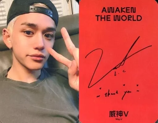 WayV(威神V)/LUCAS(LUCAS)/背麵紅・印刷帶簽名/光盤<AWAKEN THE WORLD