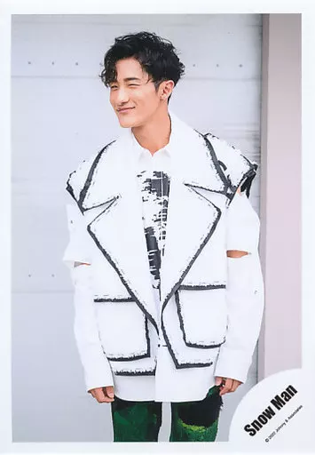 生写真(ジャニーズ)/アイドル/Snow Man Snow Man/岩本照/上半身