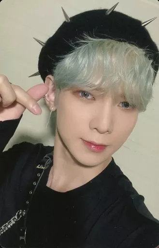 ATEEZ YEOSANG PHOTOCARD ヨサン　トレカ ATEEZ ヨサン トレカ [YEOSANG PHOTOBOOK] : from YS 公式